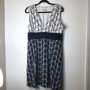 Patagonia xl dress black white stretch women